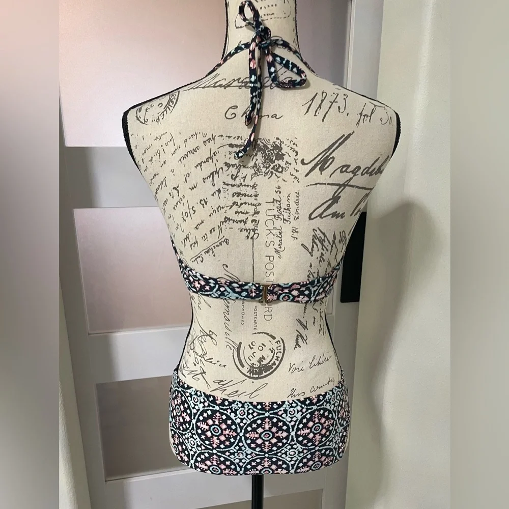 Michael Kors Women's Patterned Bikini EUC